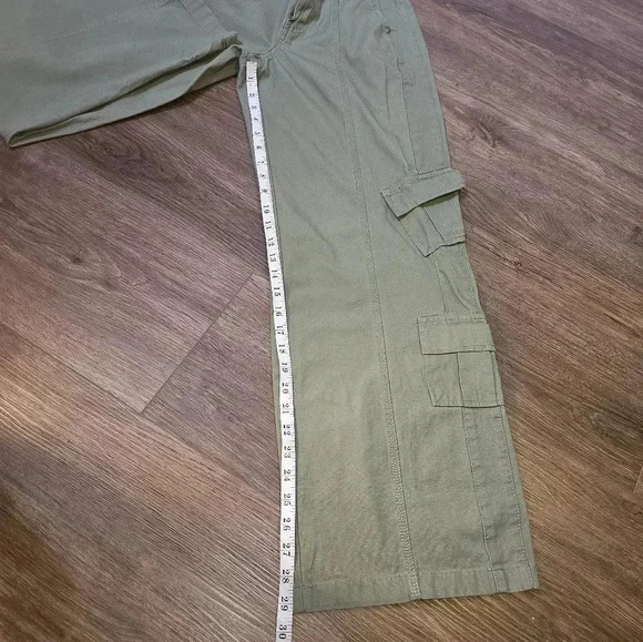 Los Angeles Sixty Six Green Utility High Waisted Cargo Pants W Pockets Sz 5 - Picture 8 of 11